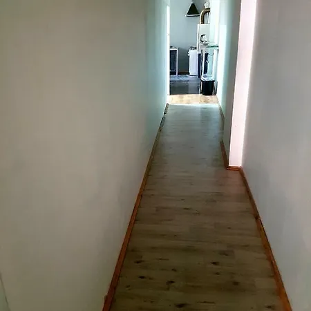 Riley's Place Хостел