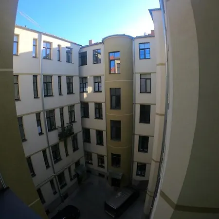 Riley's Place Хостел Рига
