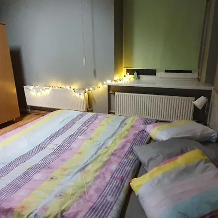 Хостел Riley's Place *