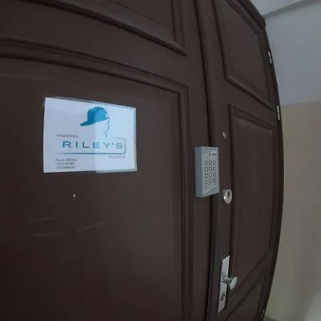Хостел Riley's Place Рига