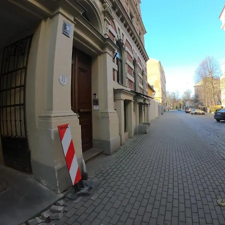 Хостел Riley's Place Рига